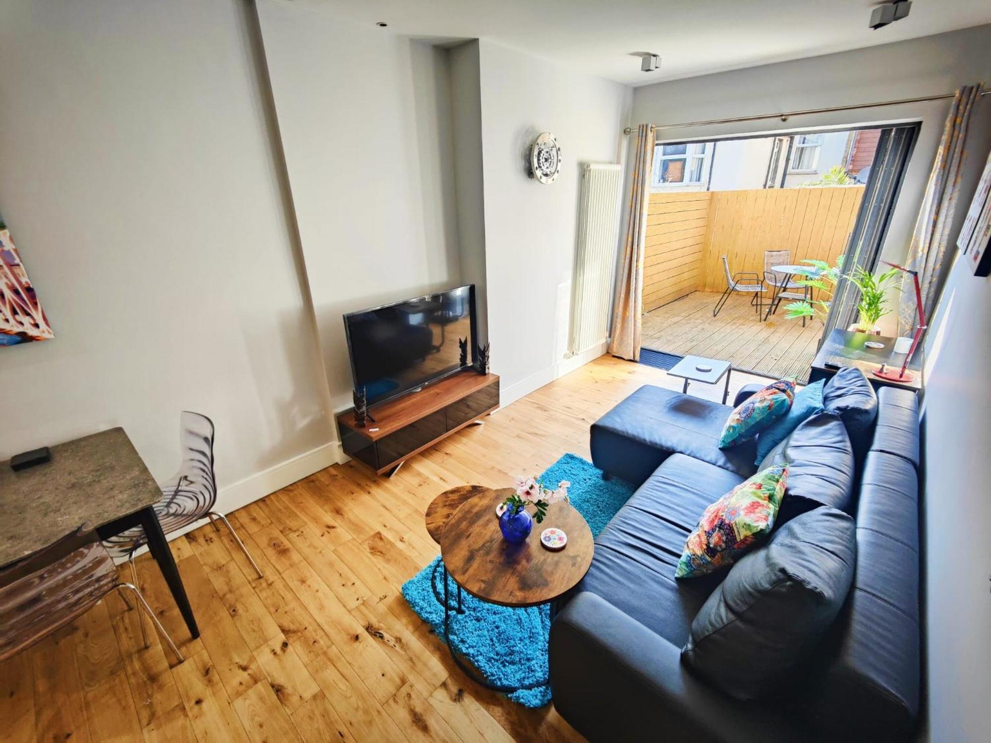 Modern Central Brighton Patio Flat - Free Parking! Luaran gambar